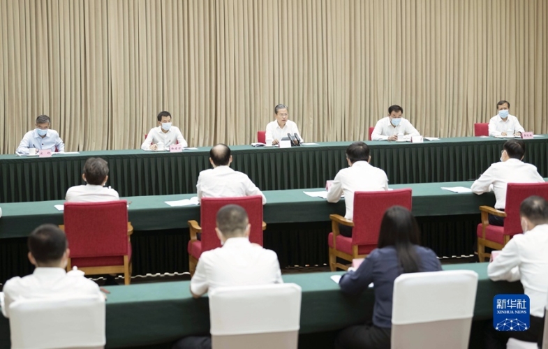 全国人大常委会委员长赵乐际，全国人大常委会的领航者