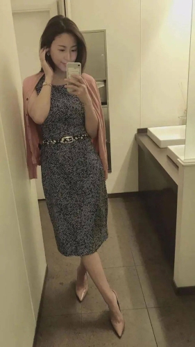 亚洲人妻中文日本亚洲风情，中日妻子的新闻资讯