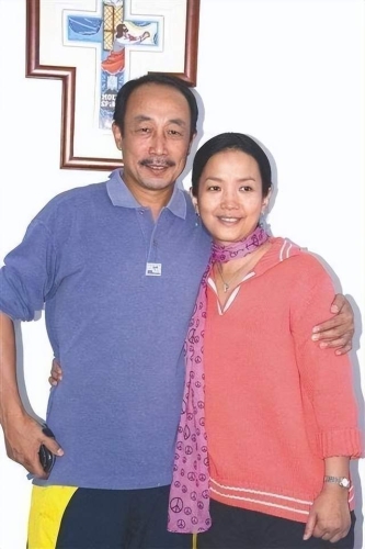 激情燃烧，久婚人妻的独特故事久久人妻激情中文