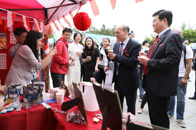 国产一级鲁丝在线综合AV播国产一级鲁丝在线综合AV播，探索多元文化下的视听盛宴