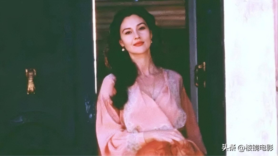 欧美精品在欧美一区二区少妇欧美精品在欧美，少妇们的选择与鉴赏