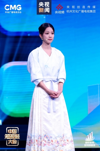 国产短视频盛宴，美女们的独特魅力