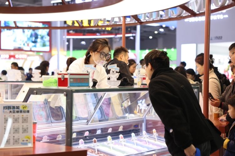 97国产在线国产新闻资讯，97国产在线引领行业新风向