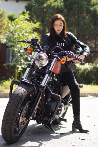 亚洲清纯另类新闻，探索不同文化下的美与纯